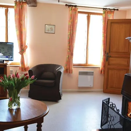 Holiday home 4 Bedroom Gorgeous In Parfondeval (Aisne)