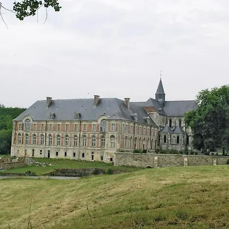 Amazing In Parfondeval With Wifi Hébergement de vacances